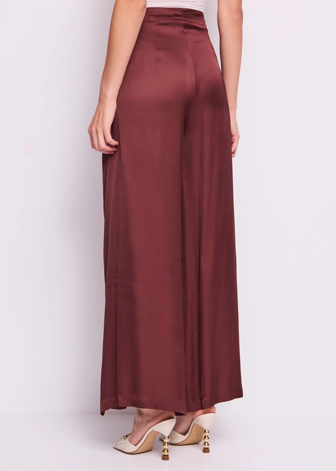 PANTALÓN ABERTURAS