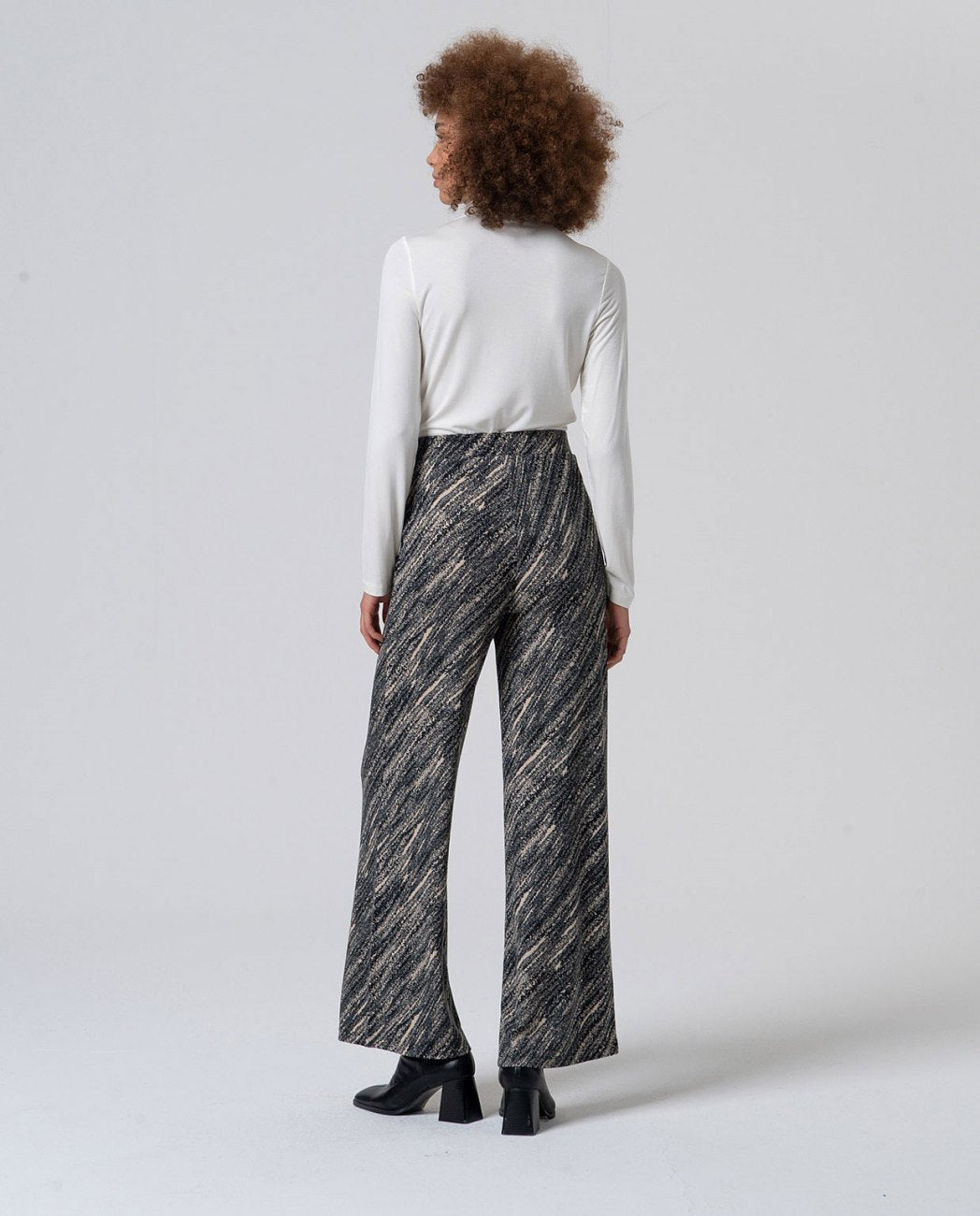 IRLA PANTS