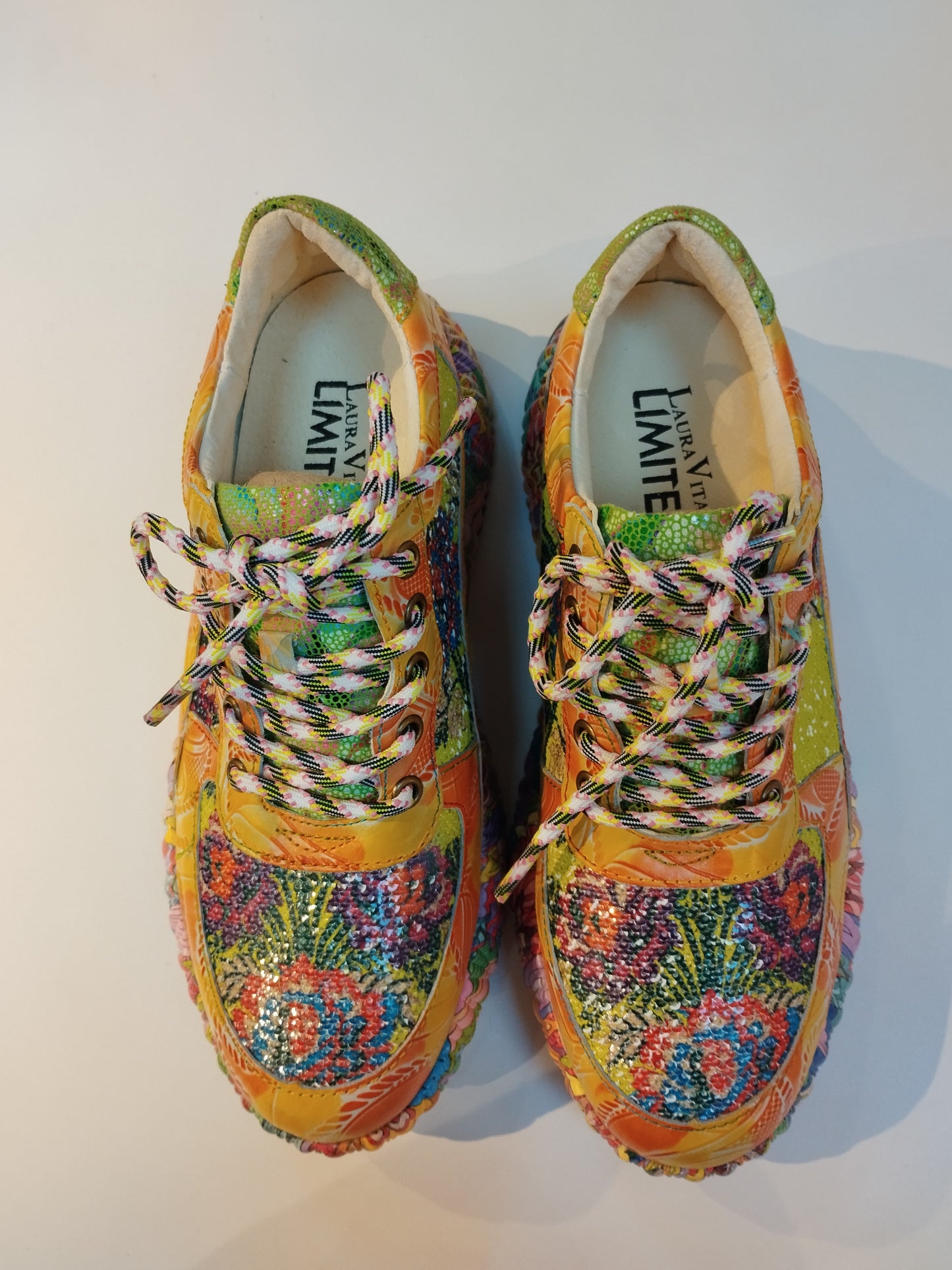 ZAPATOS NIKITO 02 JAUNE