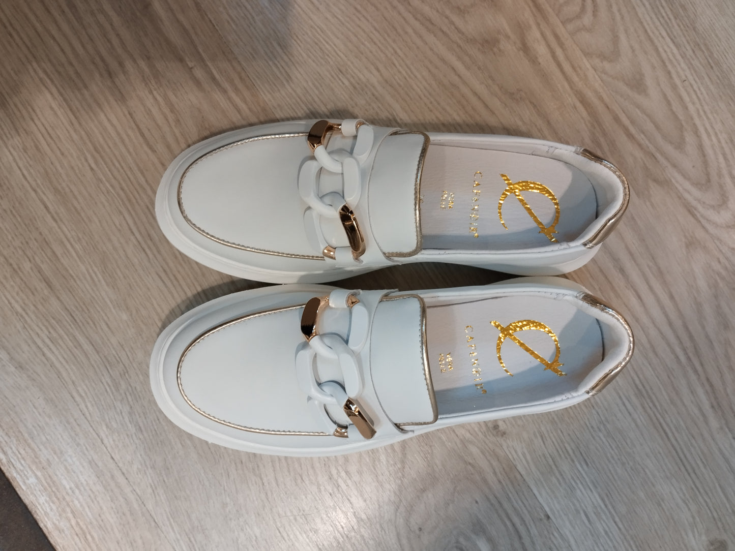CHAUSSURES PLATINE