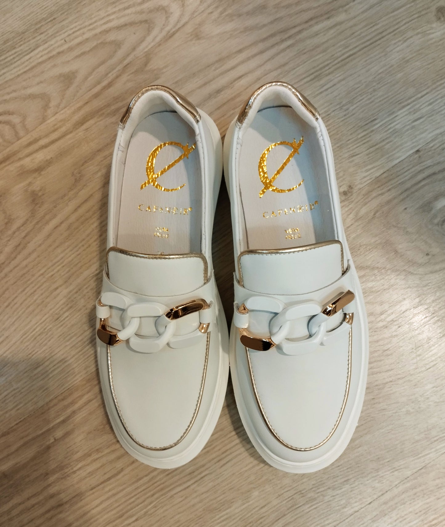 CHAUSSURES PLATINE