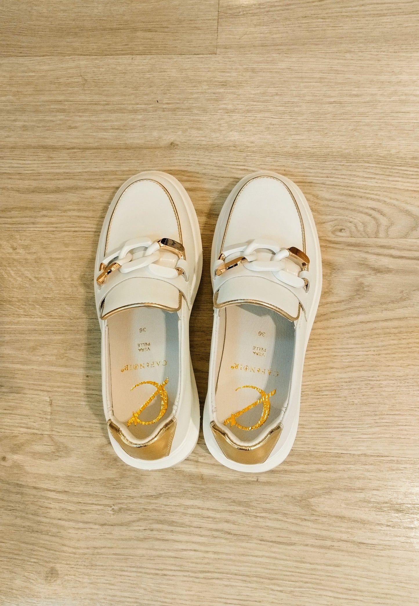 CHAUSSURES PLATINE