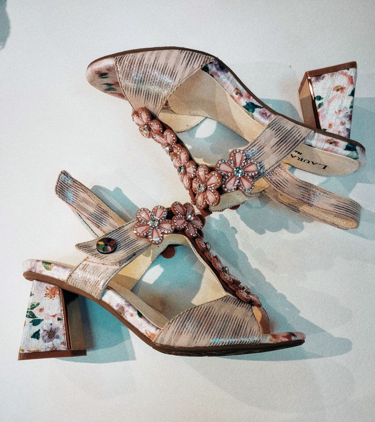 PEARLO ROSE SANDALEN