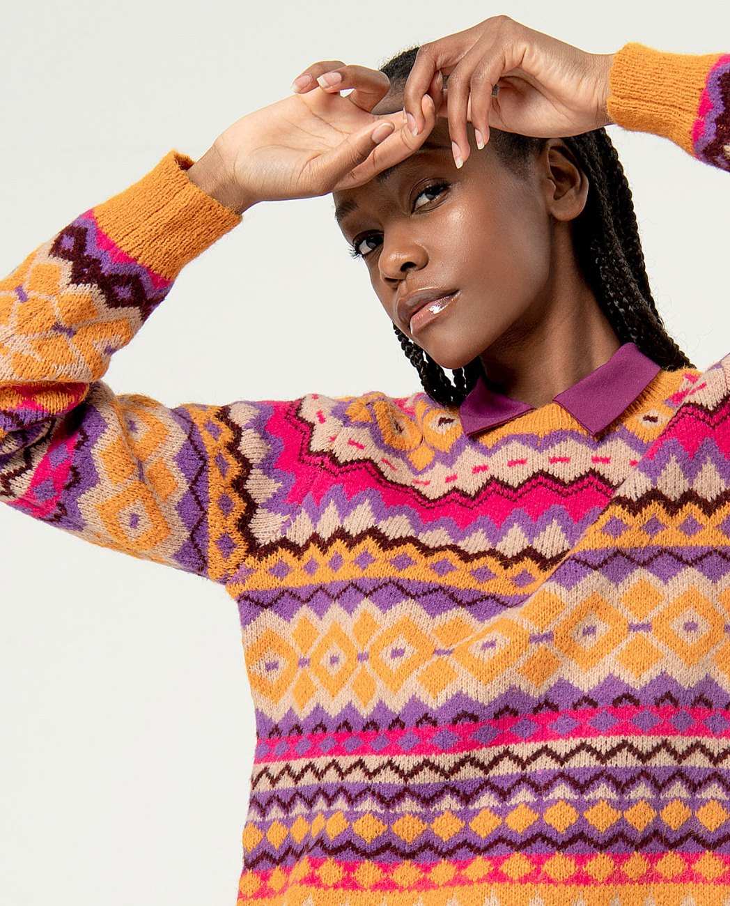 ALIS ROUND NECK SWEATER