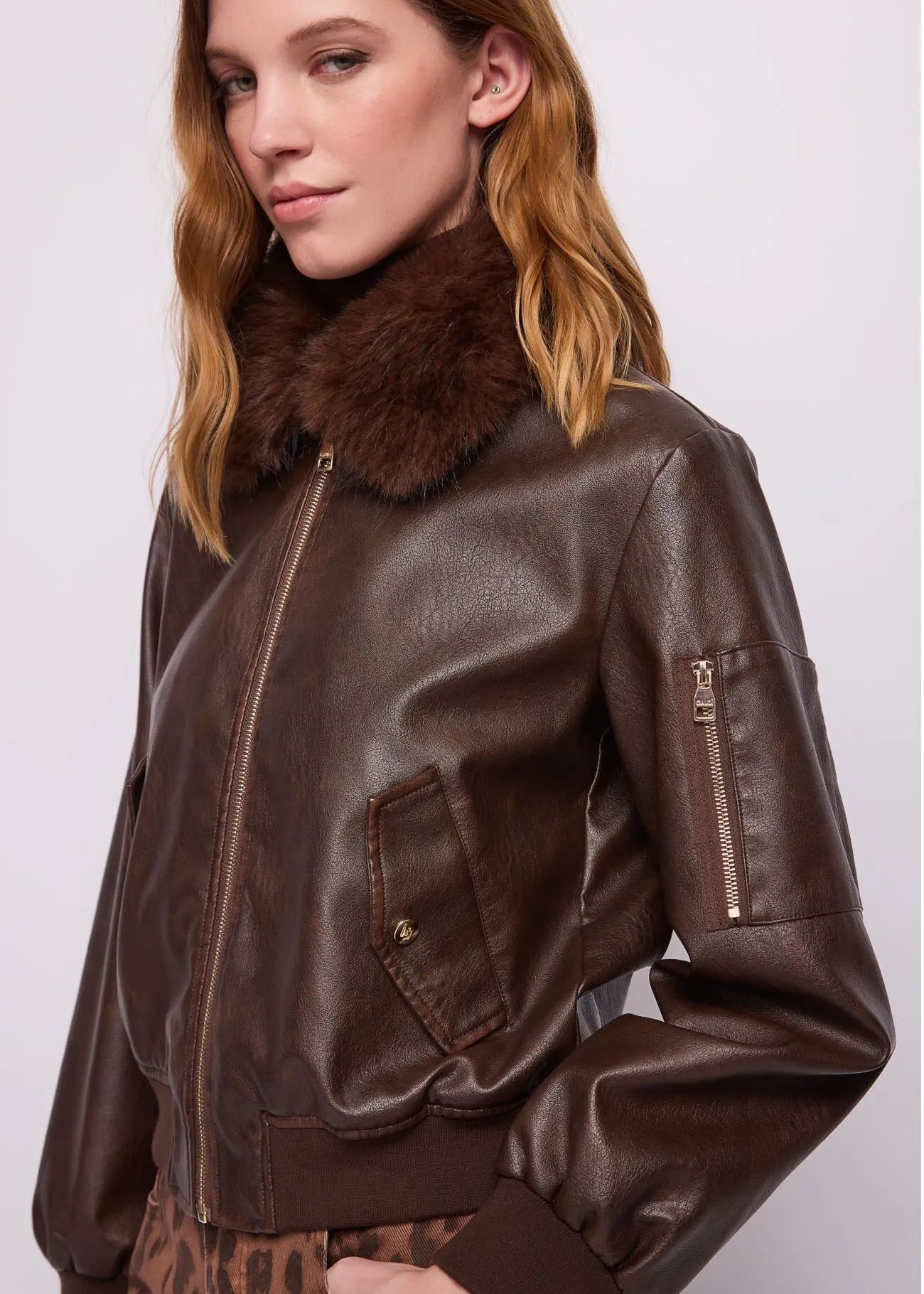 CHAQUETA CAZADOR
