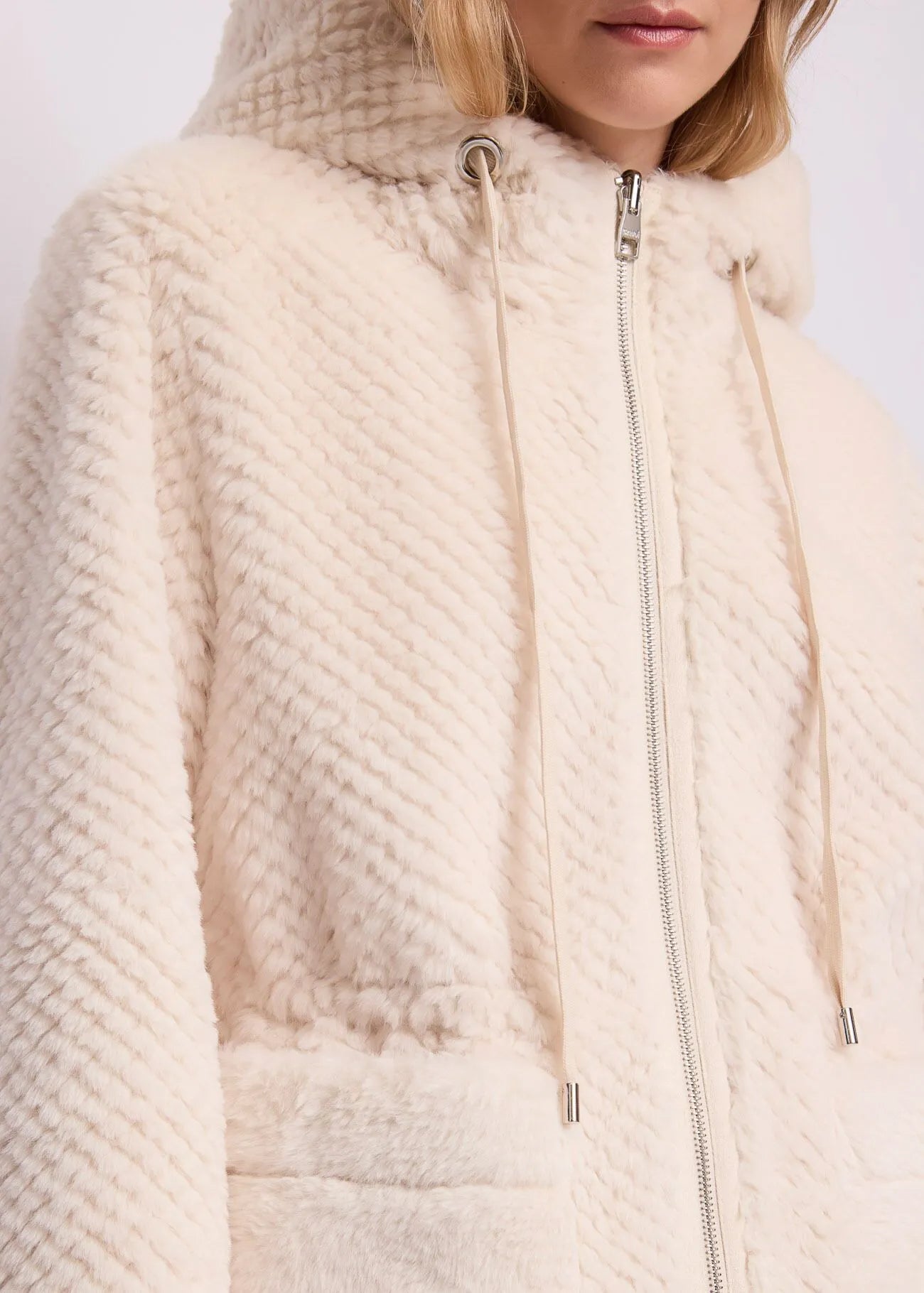 VESTE SUCRÉE