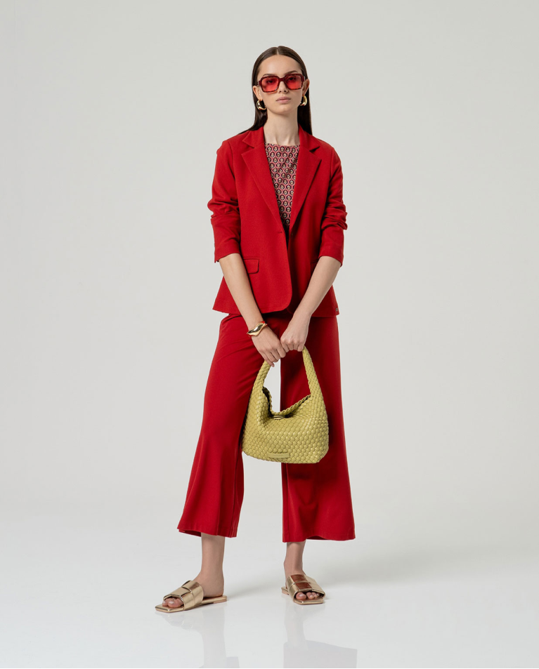 AMERICANA BASY ROUGE