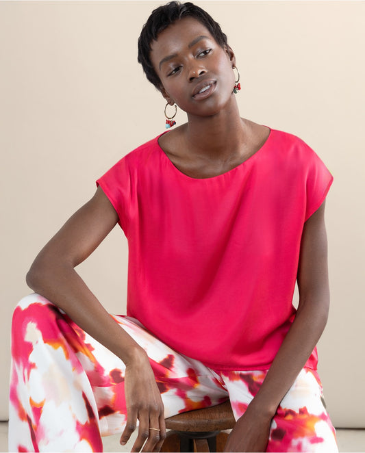 LITE FUCHSIA T-SHIRT