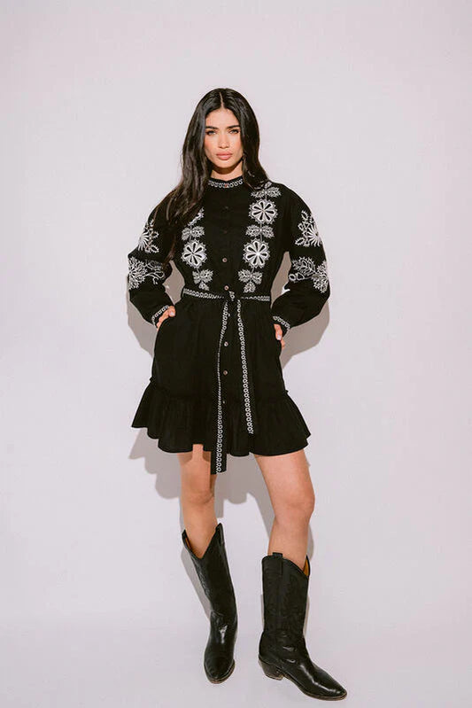 VESTIDO BORDADO