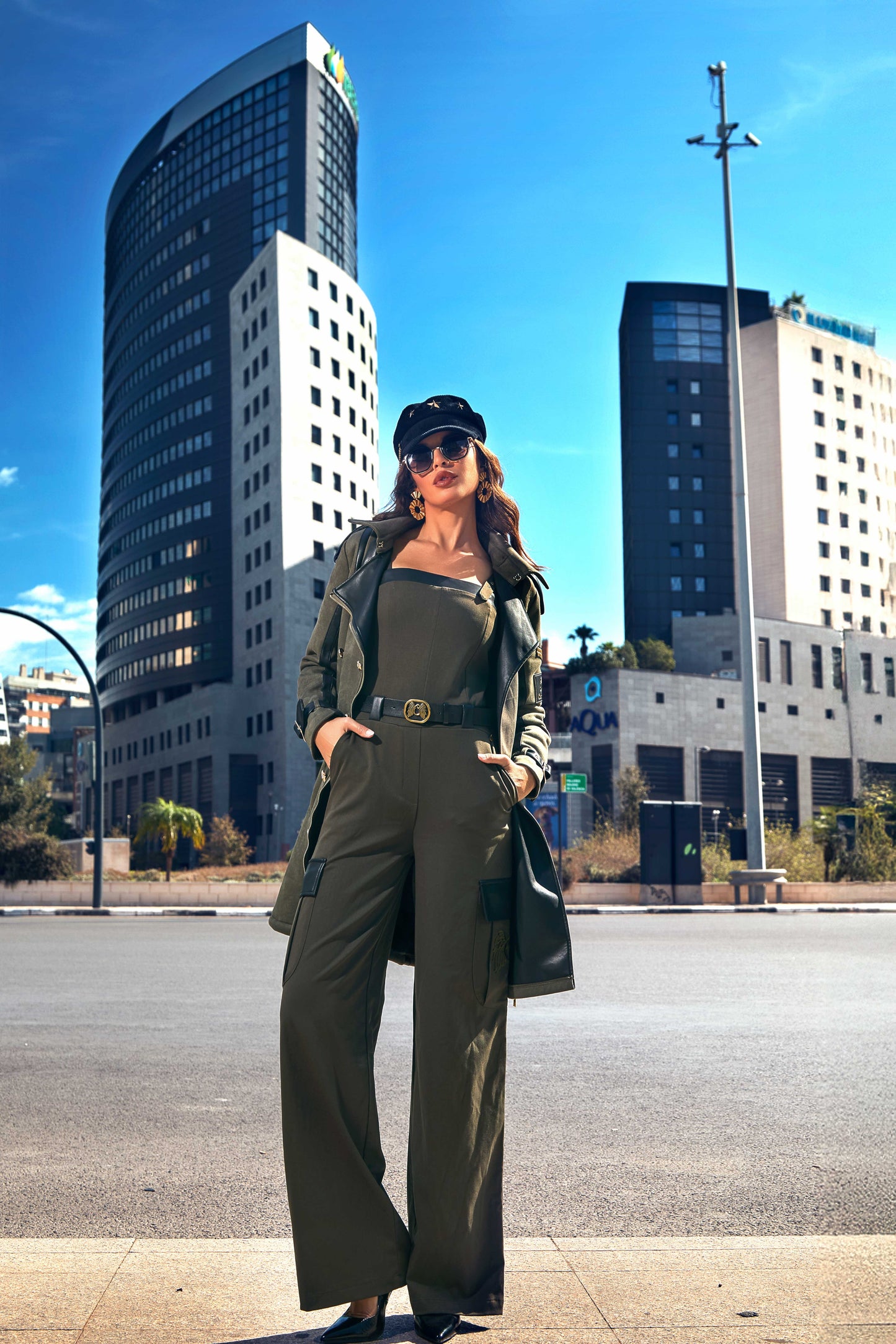 ABRIGO OLIVO CAMALEÓNICA