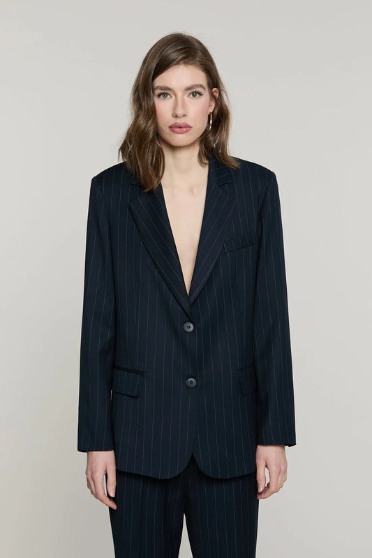 ANYA-JACKE