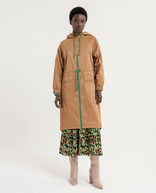 ANORAK SURKANA CASE