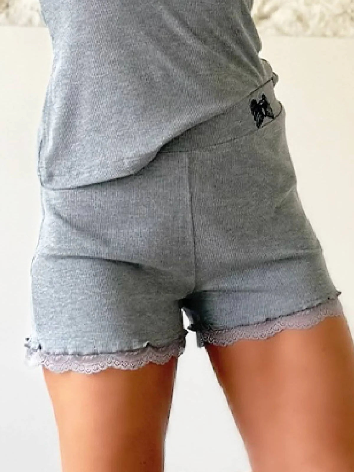 GREY ENID CHAMELEONIC SHORTS