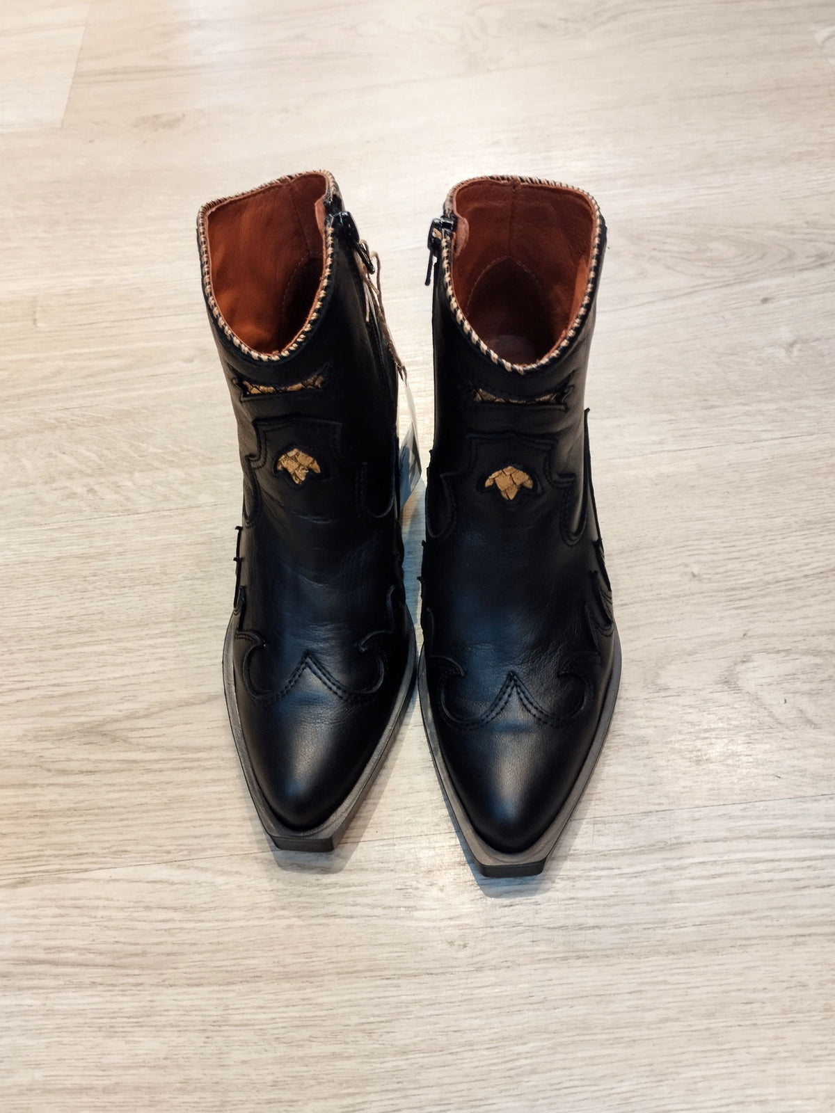 STIVALETTO SAUVAGE