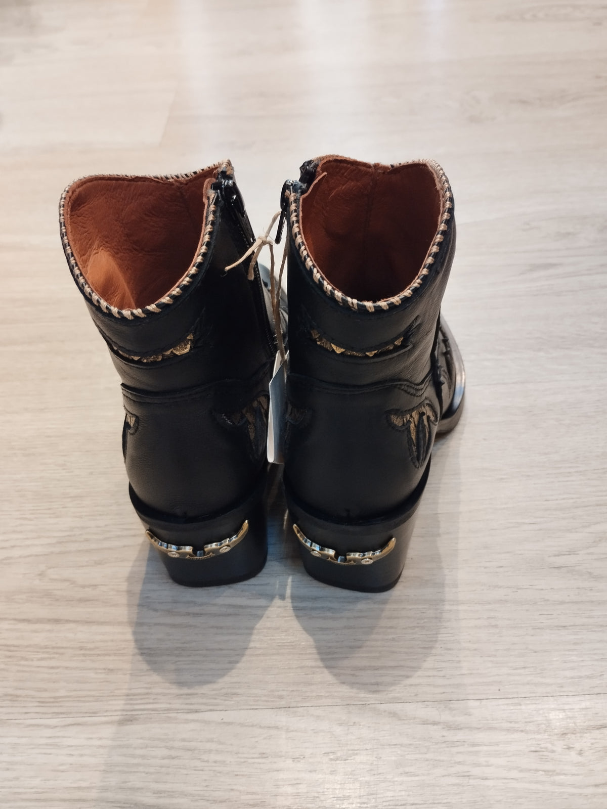 STIVALETTO SAUVAGE