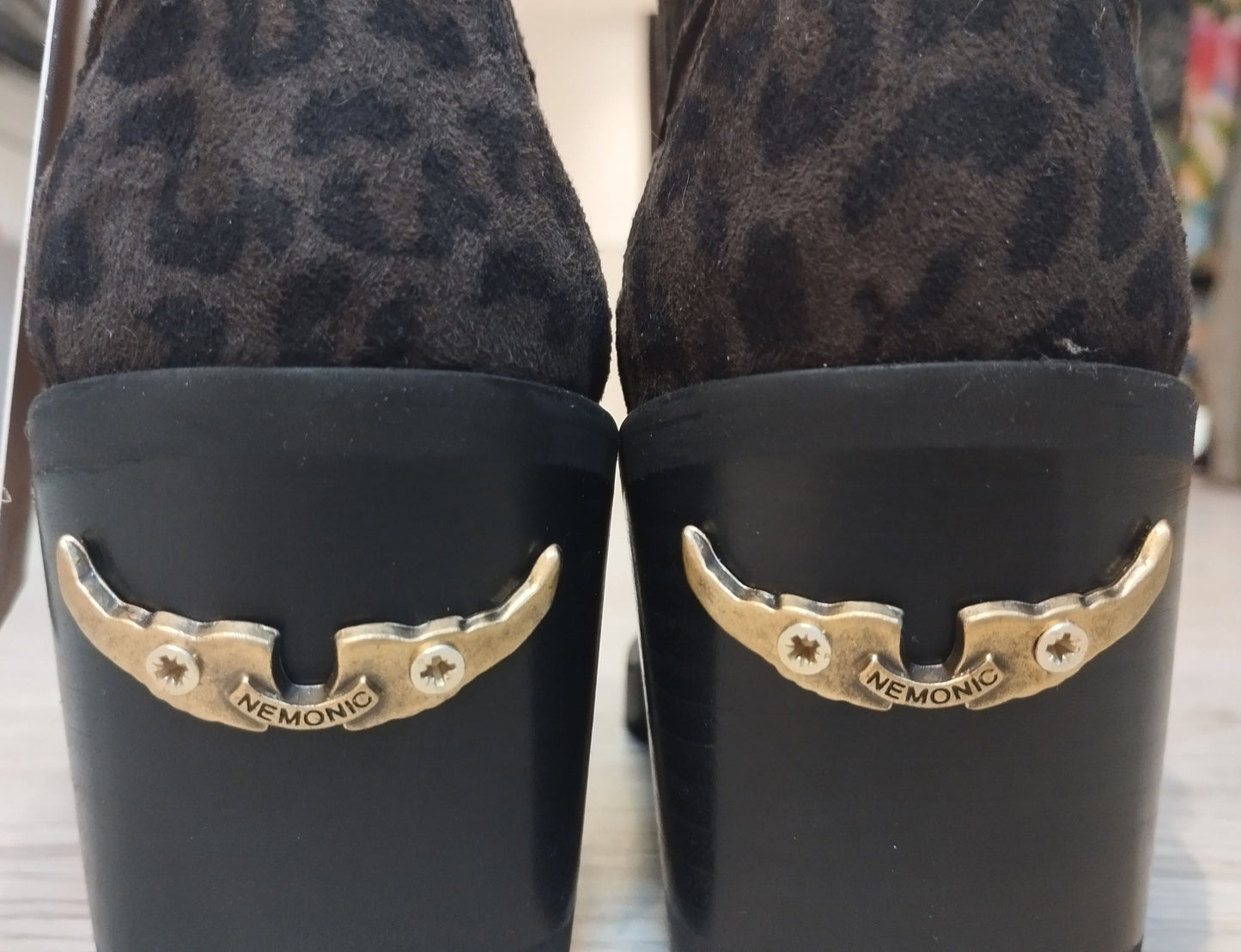 BROWN WESTERN ANKLE BOOTS