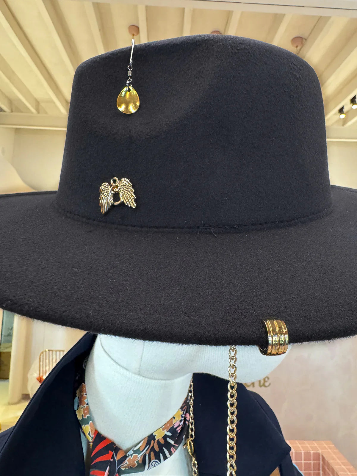 SOMBRERO FUSCITA CAMALEÓNICA