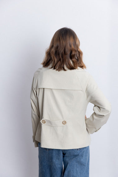 Gabardina curta Vera Udara cru